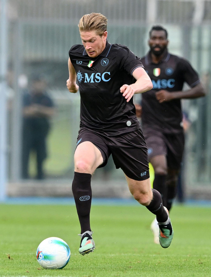  德布劳内遭遇二十连败,瑞士队教练面临压力了吗 